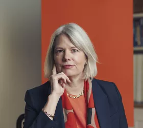 Professor Gina Neff